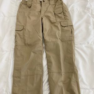 Cargos pants